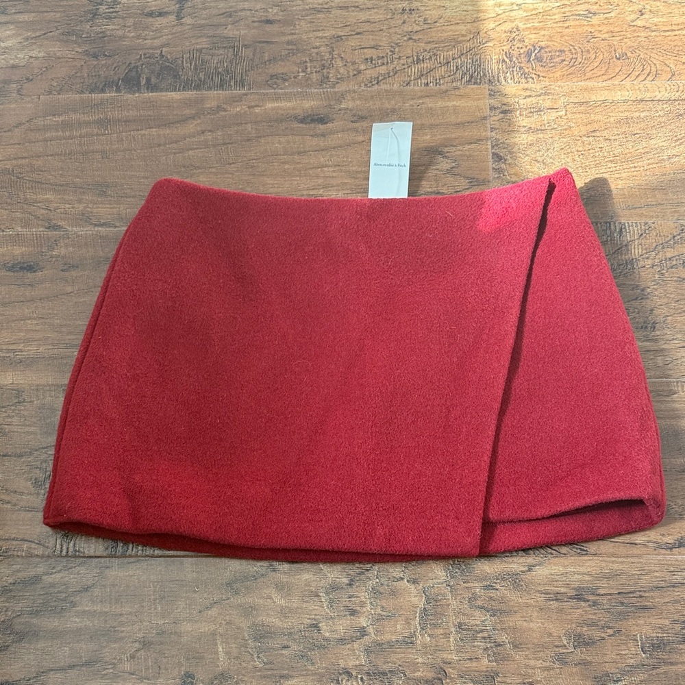 Abercrombie & Fitch suede skort